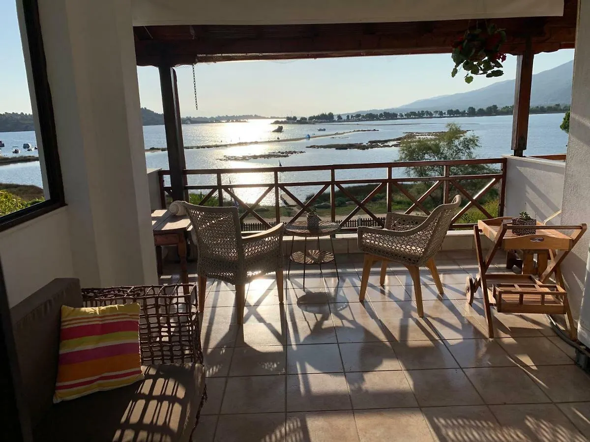 Dream View Livari Vourvourou 0*,